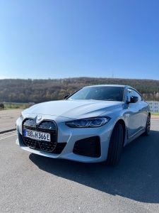BMW i4 Bild von FAAREN