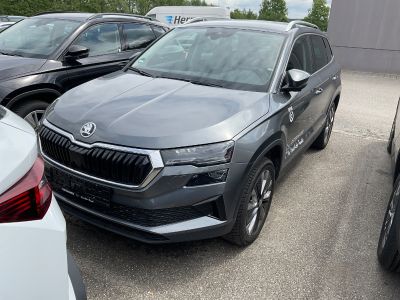 Skoda Karoq SELECTION 1.5TSI DSG MATRIX.AHK.WINTERP.