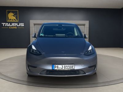 Tesla Model Y Bild von FAAREN